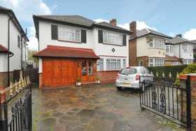 4 bedroom Detached f...